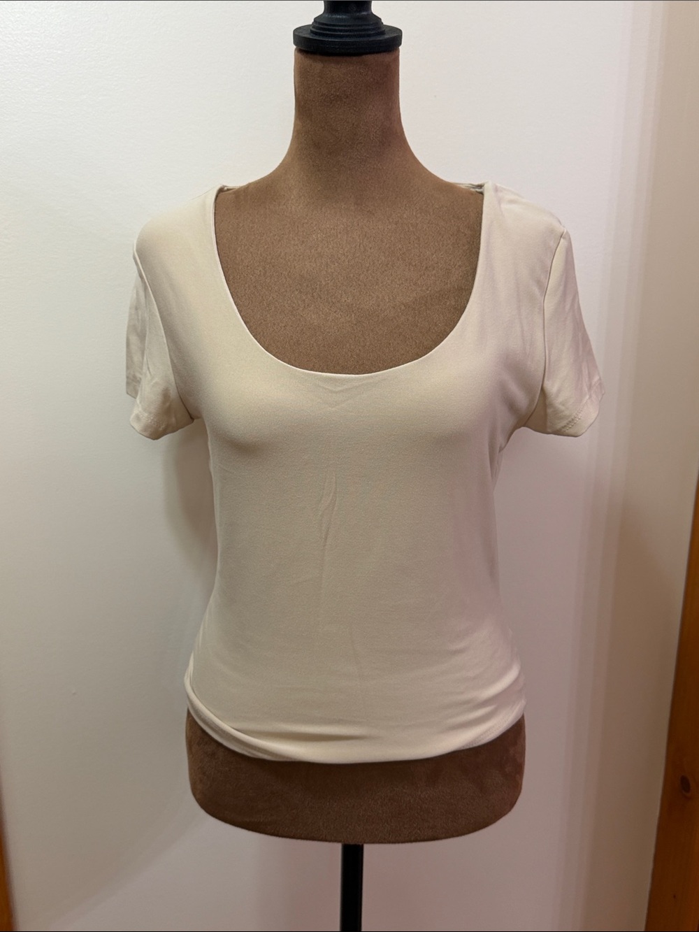 Olive+Oak Women's Scoop Neck Short Sleeve Top - Cream Size Large Runs Small NWOT